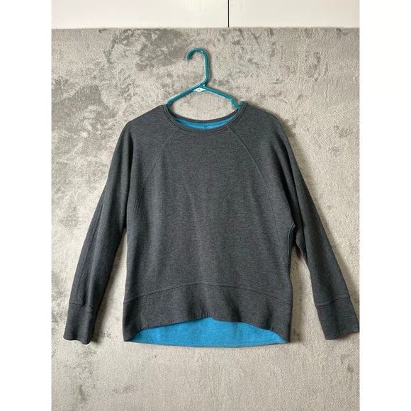 Sweaters - Women’s Cozy Layered Hem Sweater - Charcoal with Teal Accent